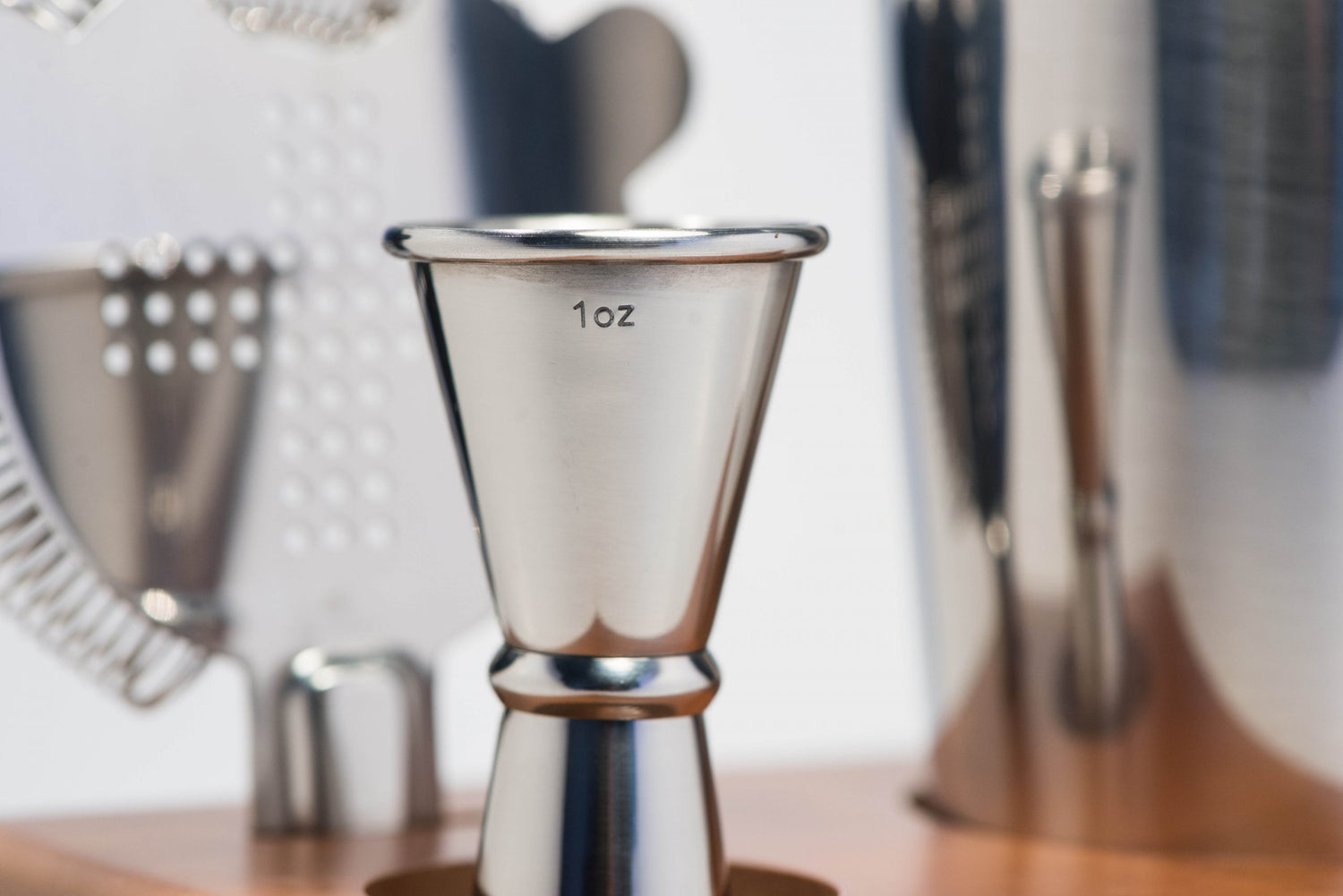 Cocktail Shaker Set Boston 6-Piece - Bartender Kit With Weighted Tins, Strainer, Jigger Coctail Set